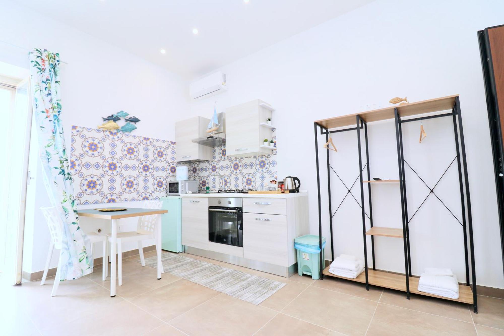 Airport Guest Houses Napoli Bagian luar foto
